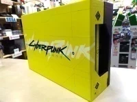 Коробка Cyberpunk 2077 из коллекционного издания