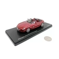 Модель автомобиля Schuco 450887100 Mercedes-Benz SLS AMG A197 1:43 (red)