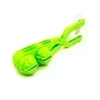 AB Toys форма двойная для лепки снежков в виде гранаты "Зимние забавы", диаметр 7,5 см