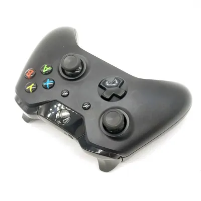 Геймпад Microsoft Xbox One Controller (б/у) черный / 1 ревизия (совместимый)
