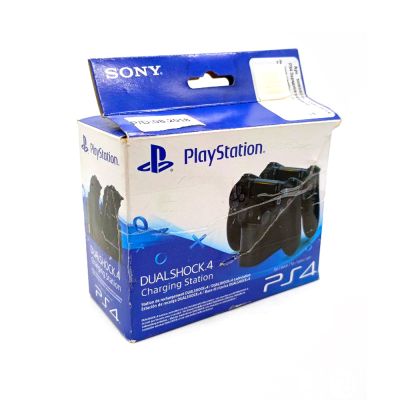 Зарядная станция для двух контроллеров PS4 (CUH-ZDC1) Витринный образец