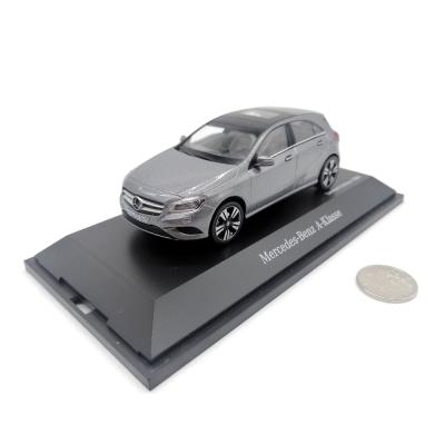 Модель автомобиля Schuco 450752600 Mercedes-Benz A-Class W176 1:43