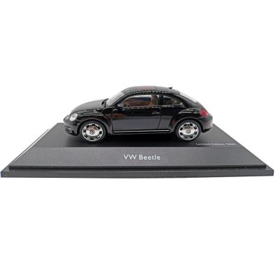 Модель автомобиля Schuco 450747200 VW Beetle Coupe 1:43 (deep metal)