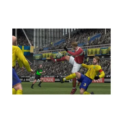 Pro Evolution Soccer 4 (PS2, б/у)