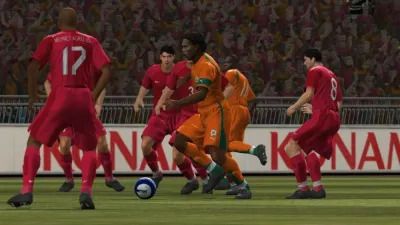 PES 2008 Pro Evolution Soccer (Xbox 360, б/у, множ.царап., устанавливается на 100%)