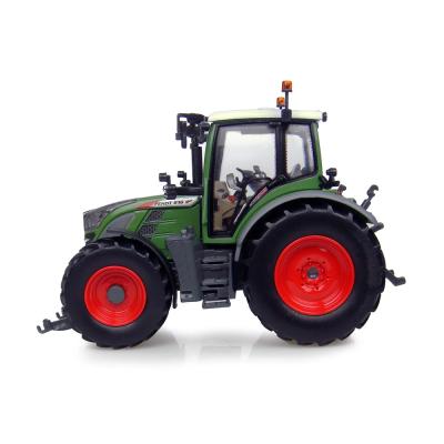 Модель трактора Schuco 450769000 Fendt 724 Vario 1:32