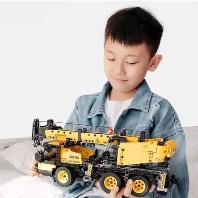 Конструктор Onebot OBGCD56AIQI Engineering Crane Truck (Yellow) CN