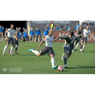 PES 2014 Pro Evolution Soccer (Xbox 360, б/у, рус., без обложки, множ.царап.)